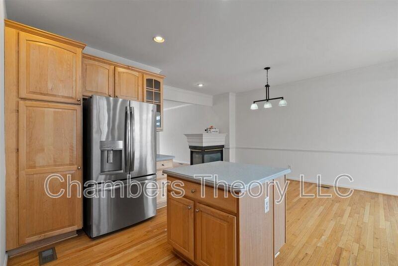 8453 Kirby Lionsdale Dr - Photo 4 of 31