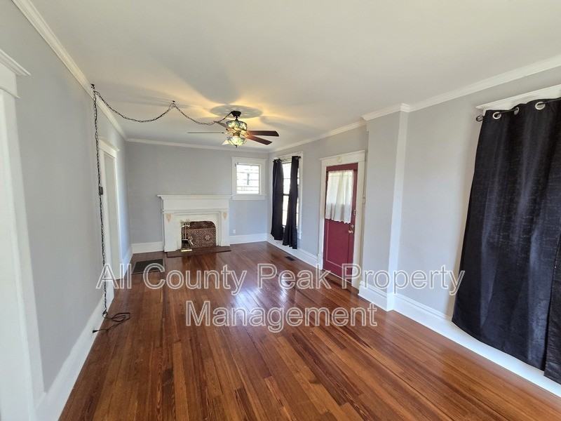 3126 Rockmeade Dr - Photo 2 of 16