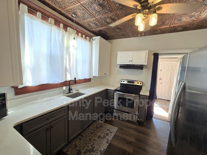 3126 Rockmeade Dr - Photo 6 of 16