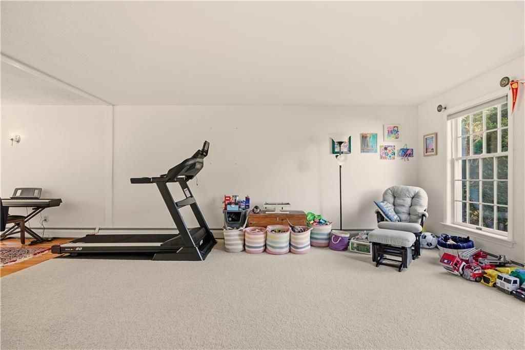 141 Laurel Ridge Ln - Photo 5 of 36