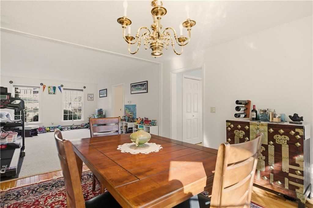 141 Laurel Ridge Ln - Photo 7 of 36