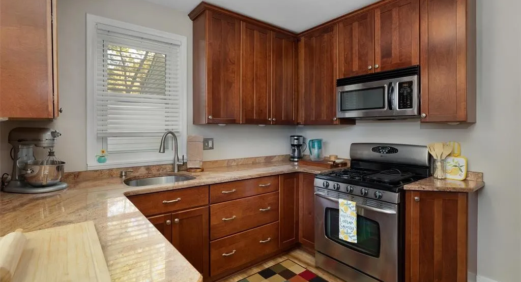 1793 Channing St - Photo 2 of 9