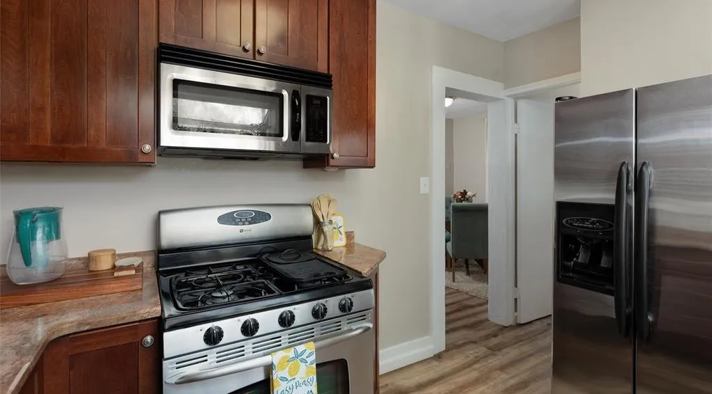 1793 Channing St - Photo 3 of 9