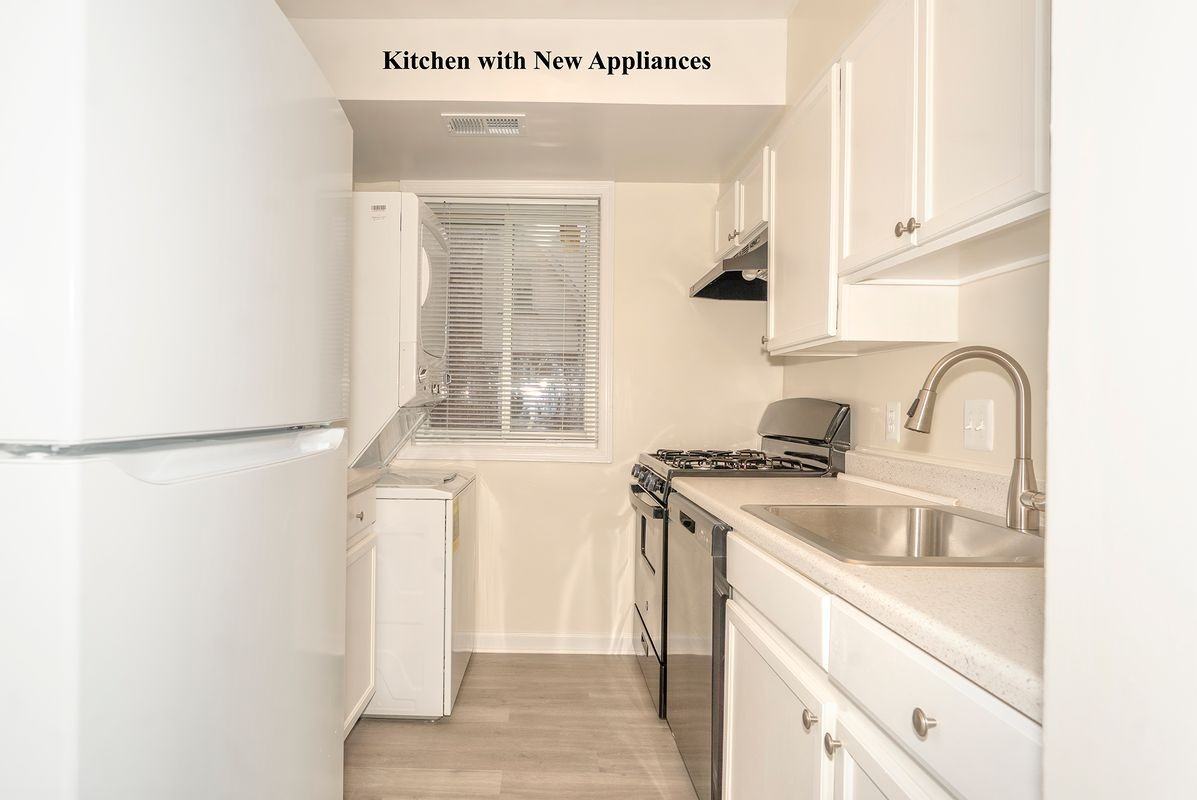 14 Halley Pl Se ##103 - Photo 3 of 31