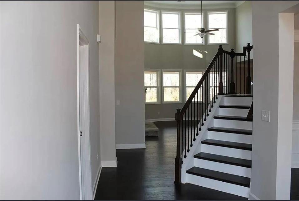 428 Silver Brook Dr - Photo 3 of 18