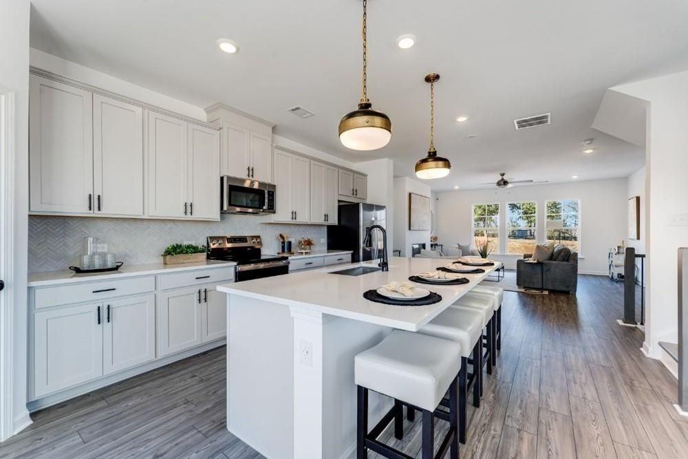 521 Provence Gate Ln - Photo 7 of 11