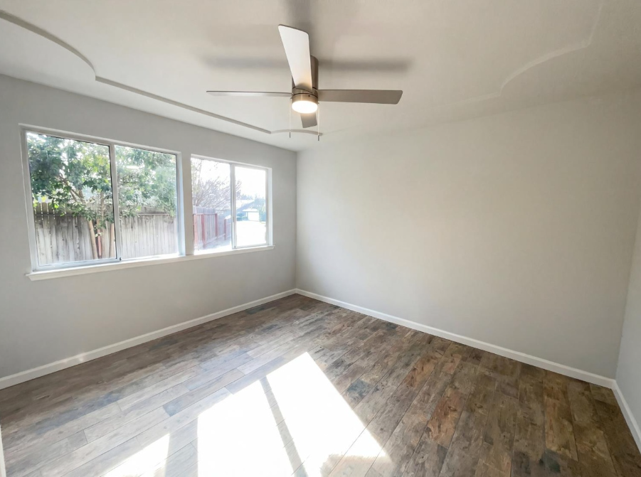 4744 Ponderay Ln - Photo 7 of 27