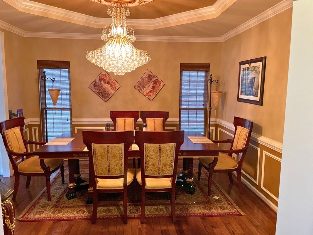 9908 E Hill Dr - Photo 2 of 14