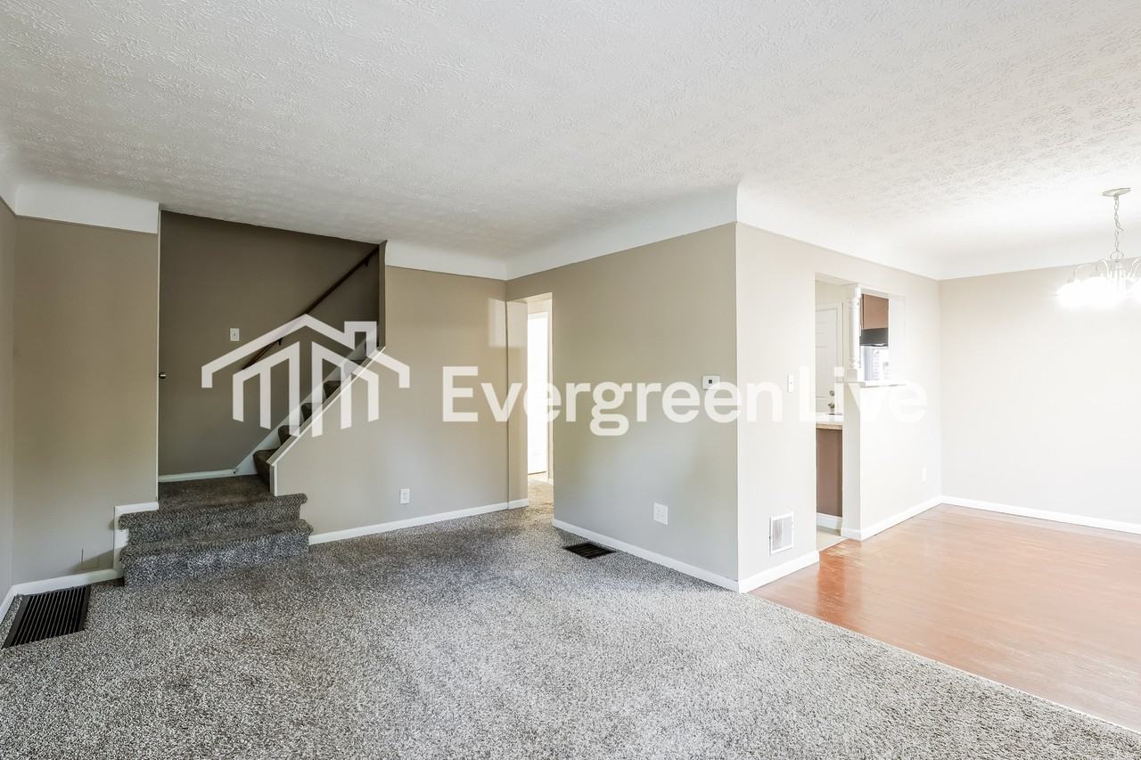 5017 Cleves Warsaw Pike - Photo 3 of 15
