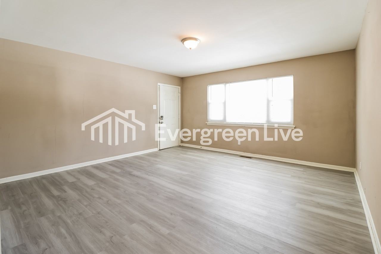 3220 Cobb St - Photo 3 of 16