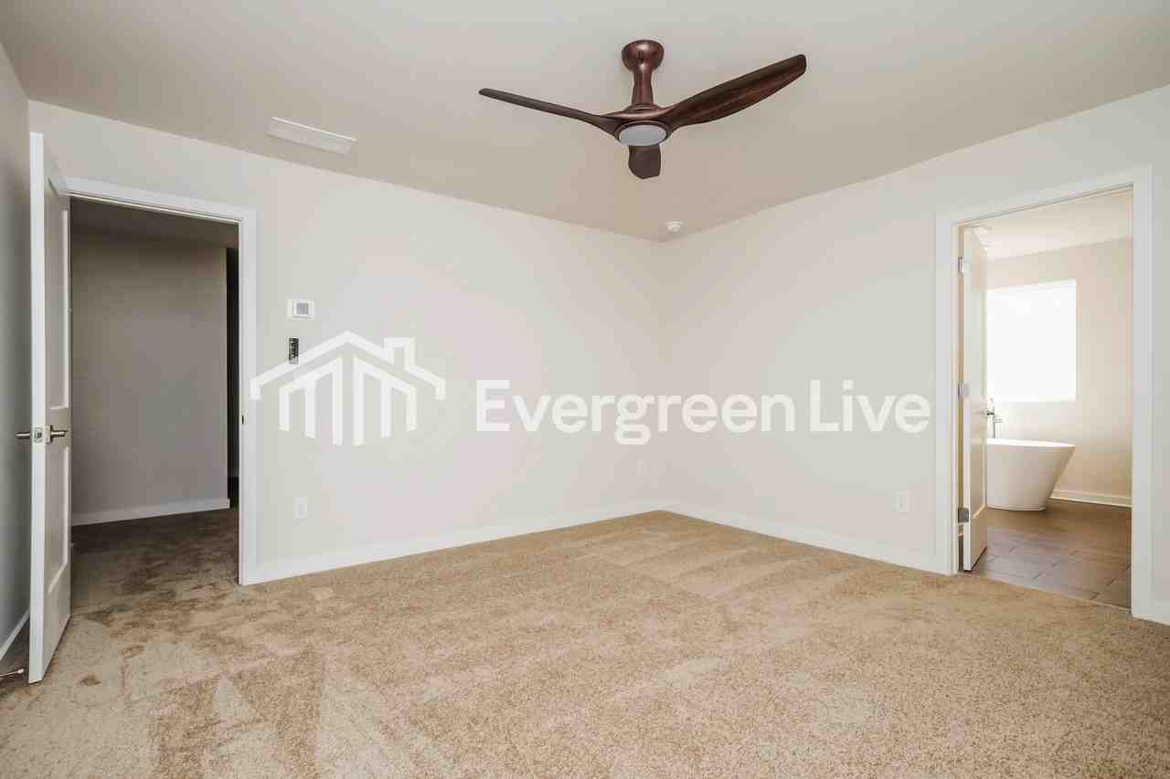 141 Weldon Rd - Photo 7 of 16