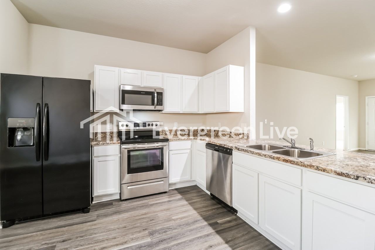 6 Spring Ridge Ln - Photo 5 of 15