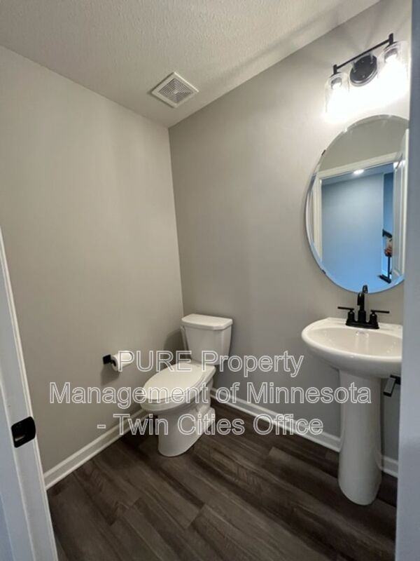 1159 Farrier Rd - Photo 3 of 21