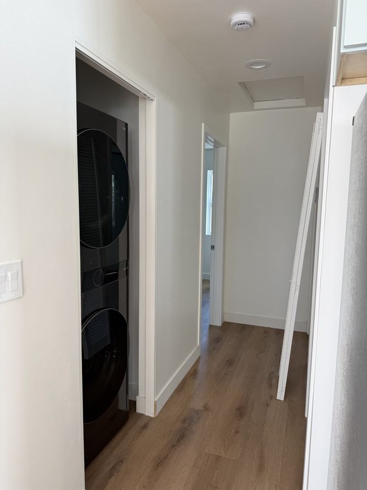 2407 E Altura Ave - Photo 6 of 11