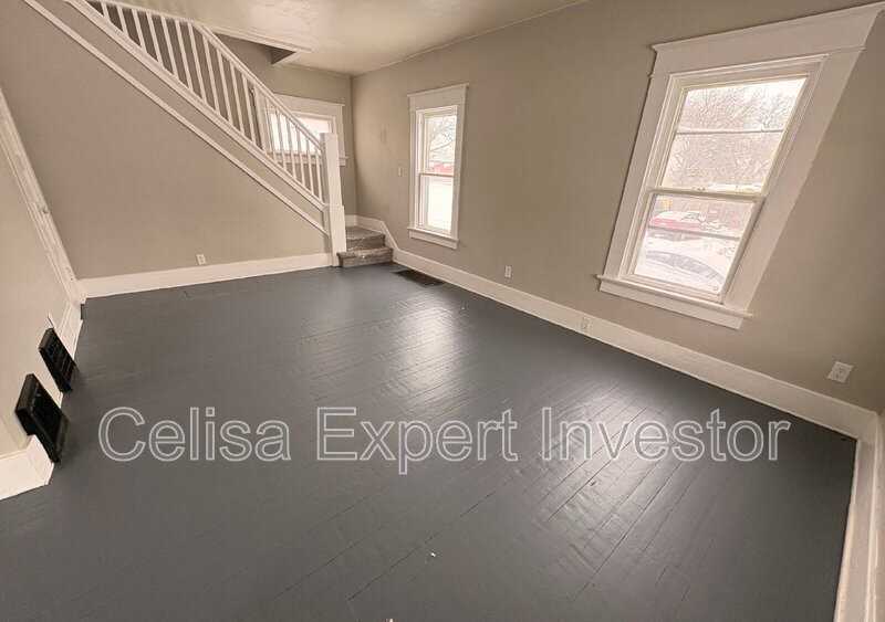 1902 Riedmiller Ave - Photo 2 of 8