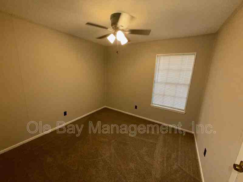 1803 Runnels Rd - Photo 5 of 9