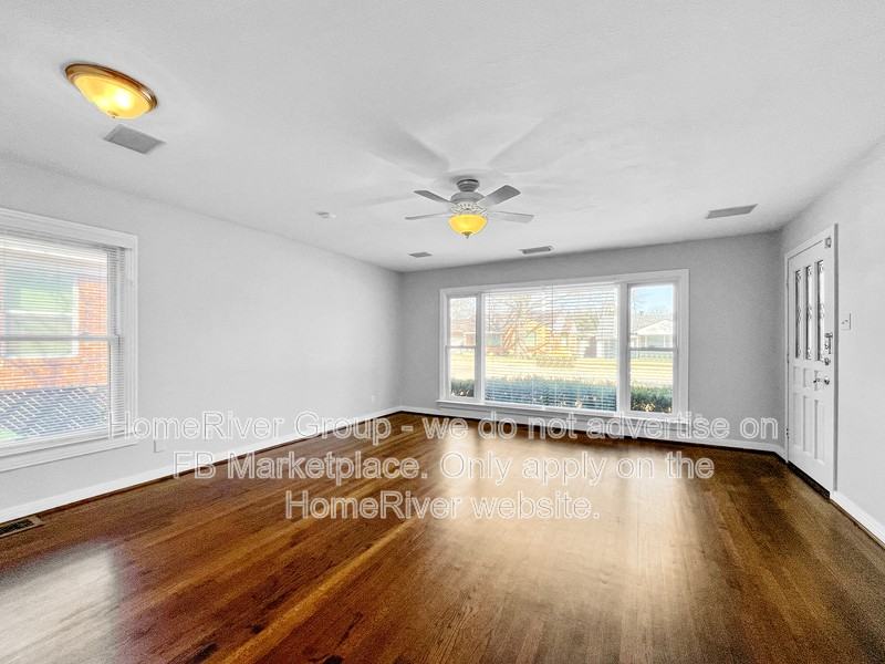 6164 Saint Moritz Ave - Photo 3 of 22