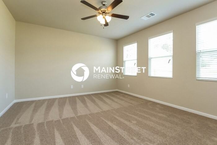 106 Bradford Ct - Photo 2 of 15