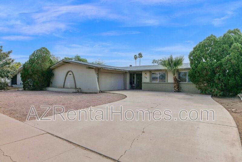 1891 E Dunbar Dr - Photo 4 of 32