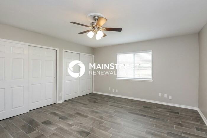 625 Nora Ln - Photo 7 of 16