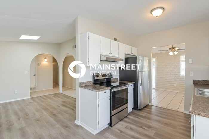 8467 E Shasta Dr - Photo 6 of 16