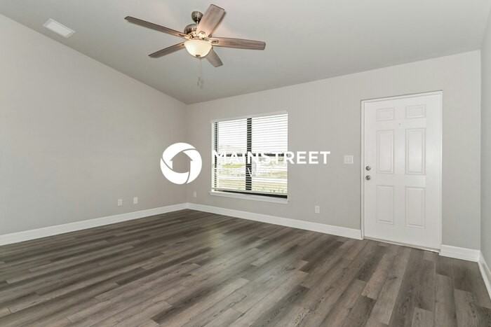 2212 Ne 7th Ave - Photo 4 of 16