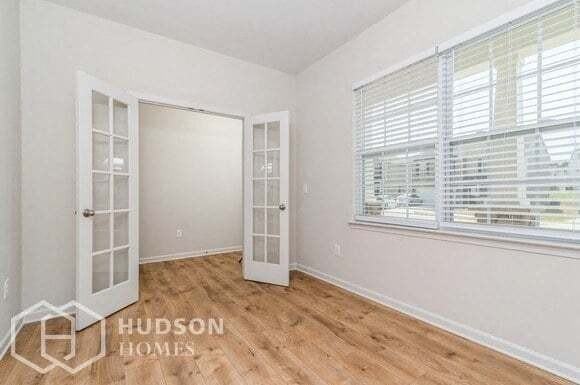 649 River Dell Townes Ave - Photo 4 of 20