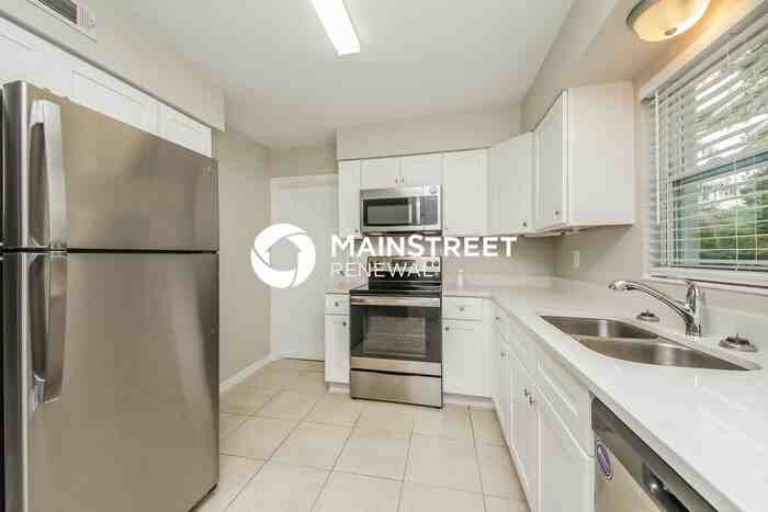 5312 Wren St - Photo 7 of 16