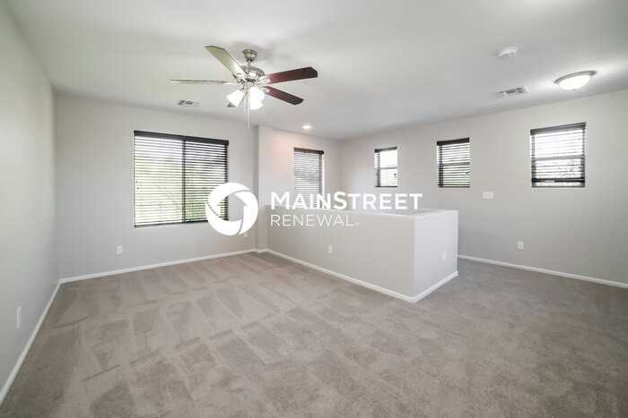 4922 N 110th Ln - Photo 7 of 17