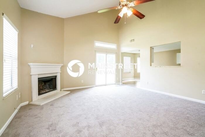 6354 Klondike River Rd - Photo 3 of 17