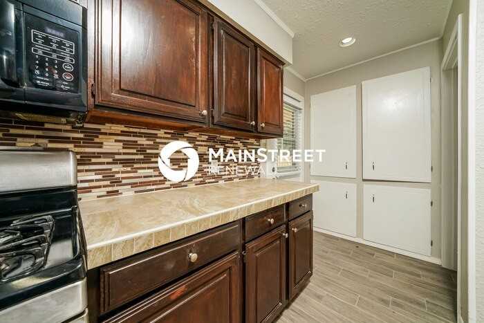 2937 Larry Dr - Photo 7 of 16