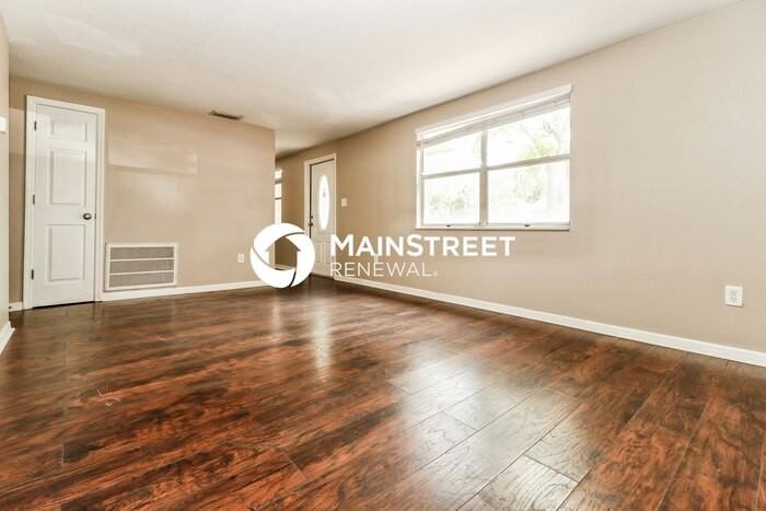 6425 Pueblo Ave - Photo 3 of 16