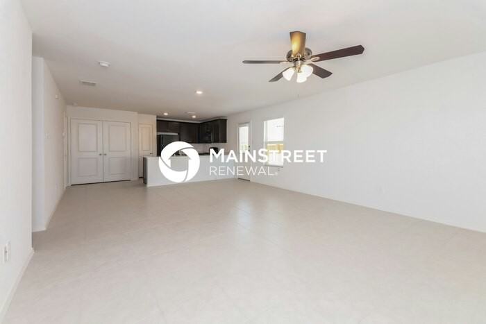 3104 Helix Bay Dr - Photo 4 of 16