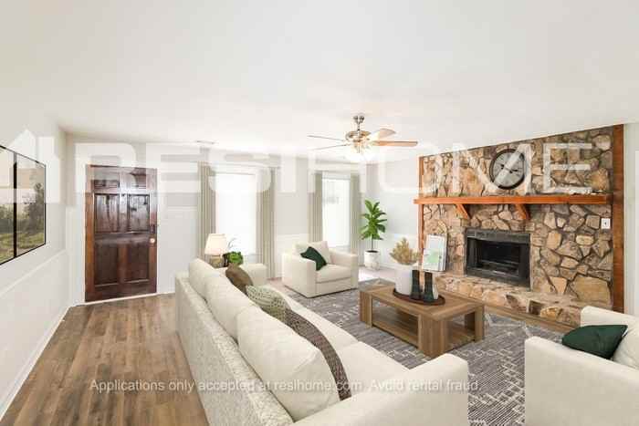 7501 Asbury Manor Dr - Photo 4 of 15