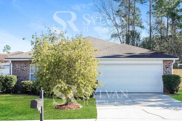 2547 Fox Creek Dr - Photo 2 of 16