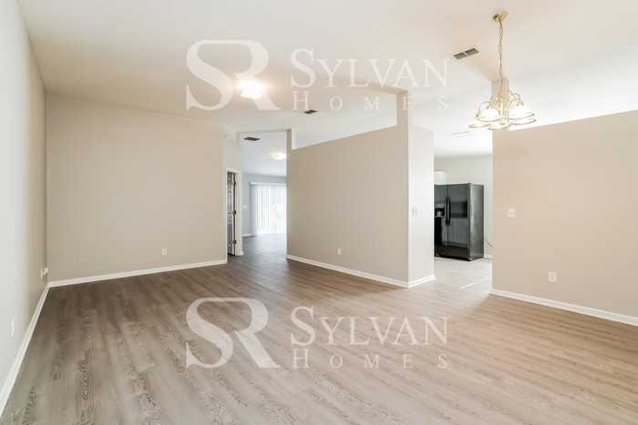 2547 Fox Creek Dr - Photo 5 of 16