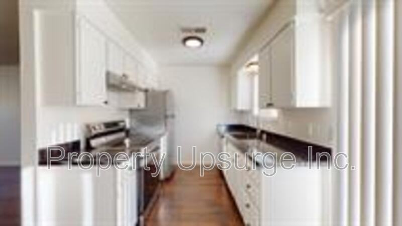 715 Mary St #11 - Photo 3 of 9