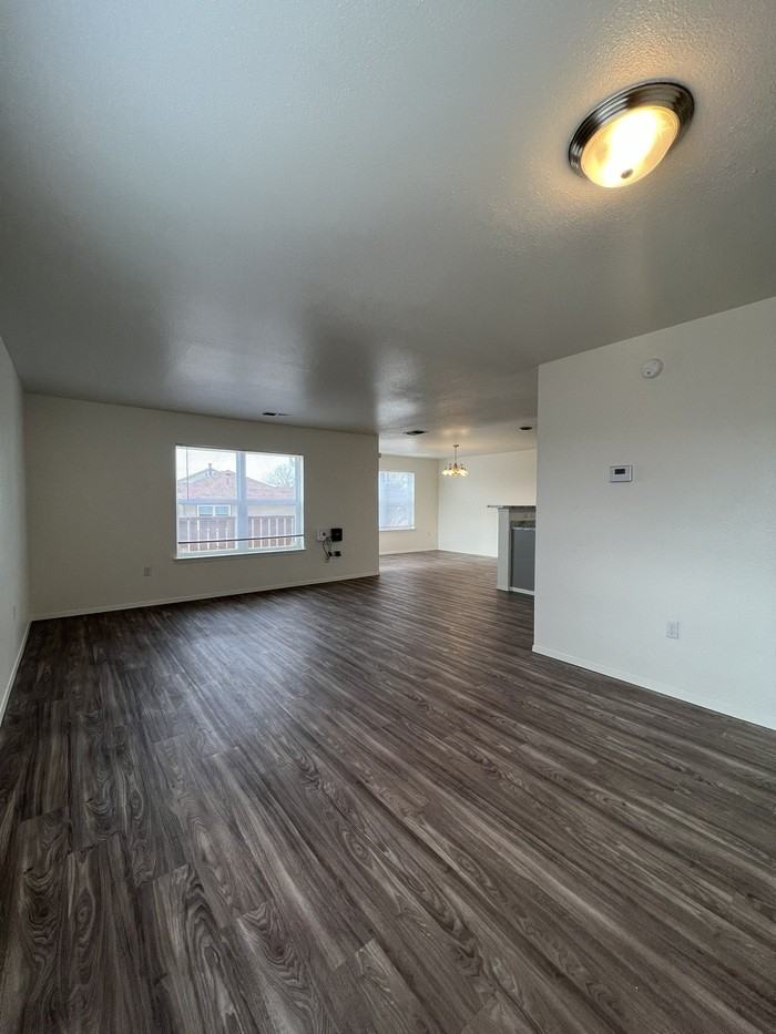 1151 Dakota Dr - Photo 7 of 14