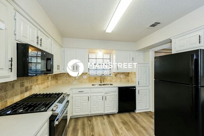 1617 James Good Ln - Photo 6 of 16