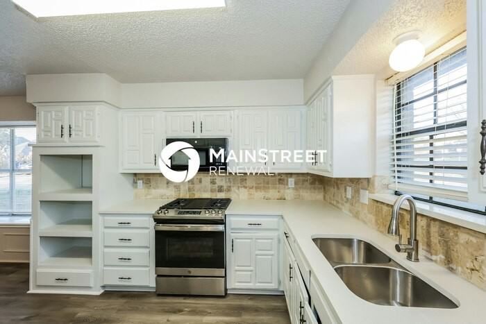 1617 James Good Ln - Photo 7 of 16