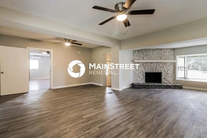 2411 Chase Ave - Photo 6 of 15