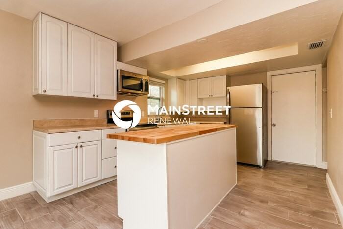 17734 Rivendel Rd - Photo 5 of 16