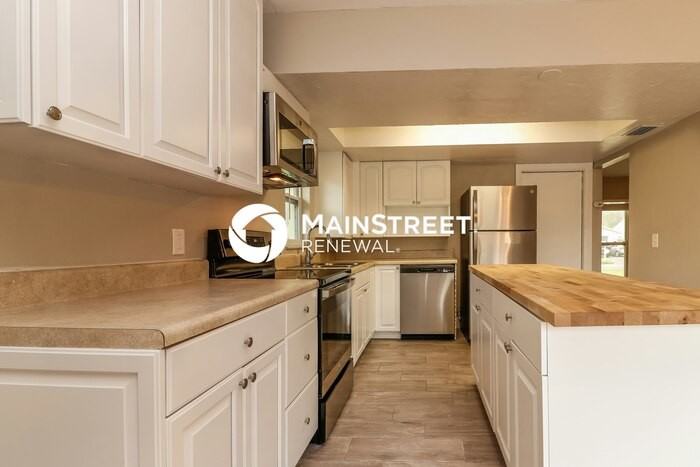 17734 Rivendel Rd - Photo 6 of 16