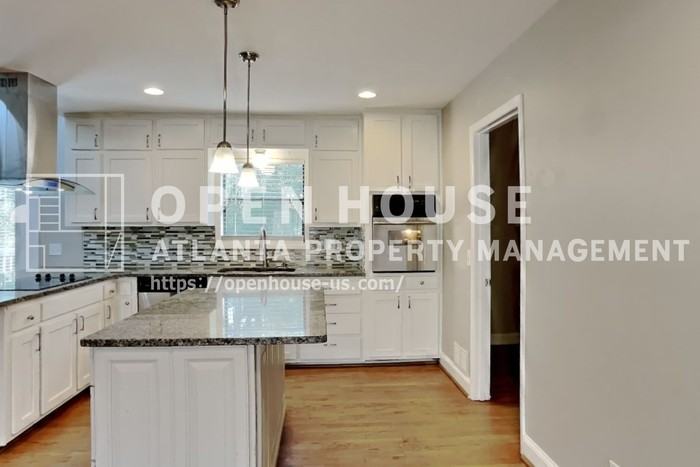 2731 Georgian Ter - Photo 5 of 21