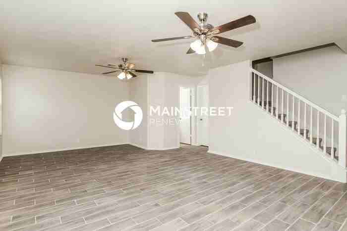 11322 Camp Creek Trl - Photo 3 of 17