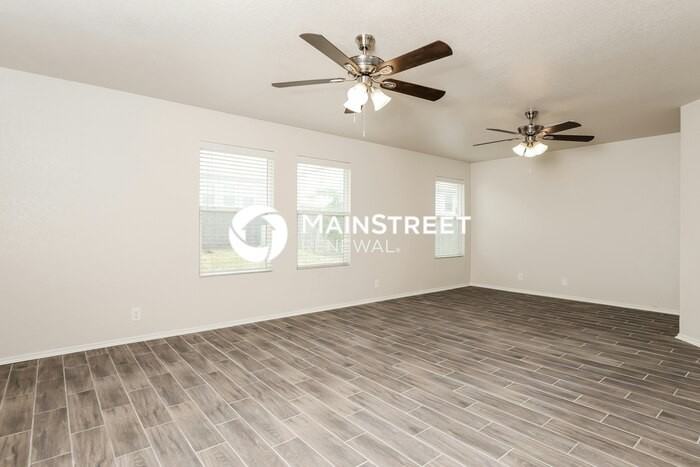 11322 Camp Creek Trl - Photo 4 of 17