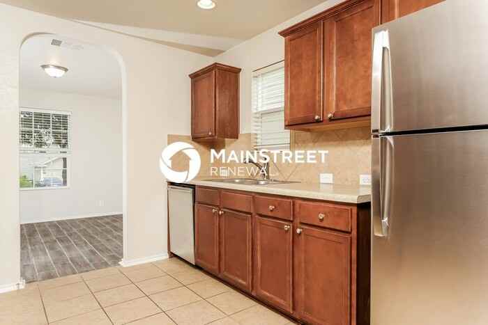 11322 Camp Creek Trl - Photo 7 of 17