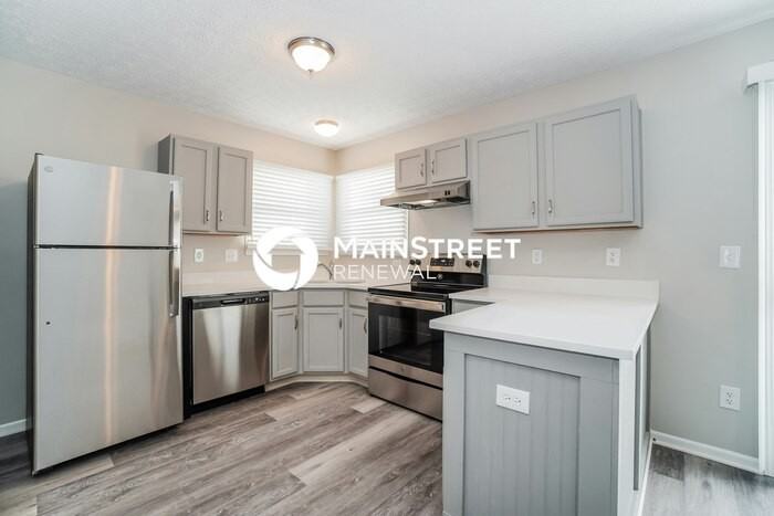 2027 Winding Hollow Dr - Photo 5 of 18