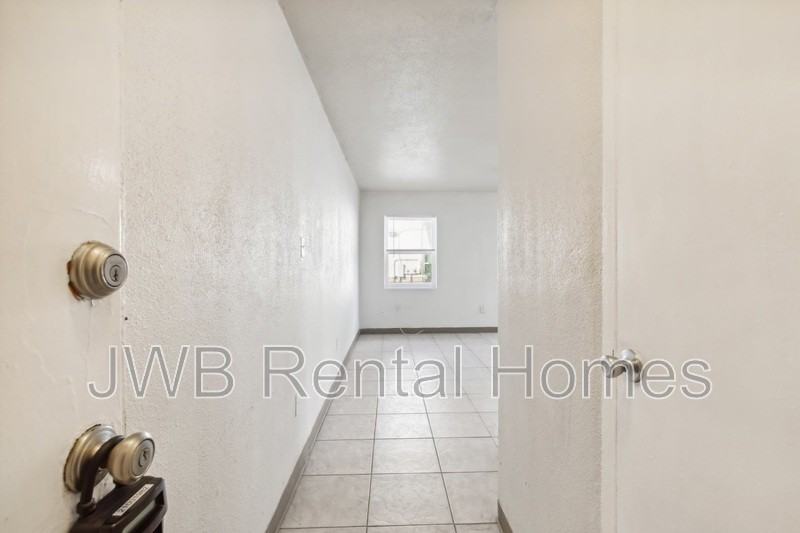 1628 2nd St N #226 - Photo 5 of 19