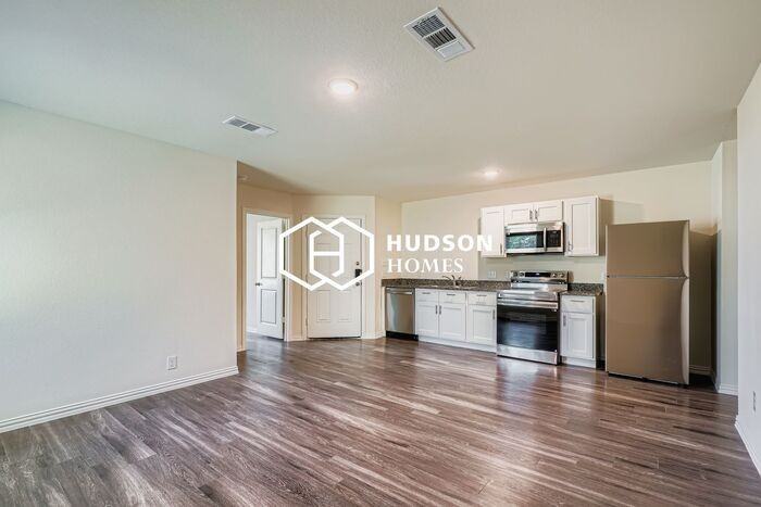 8346 Tidwell Rd #B - Photo 6 of 14